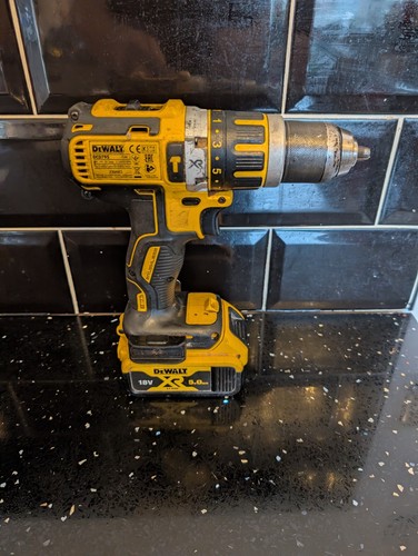 Dewalt 18v drill - dewalt,