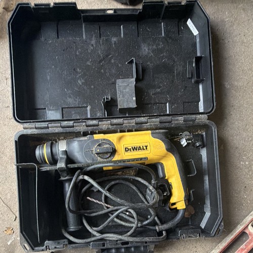 Dewalt 230v corded hammer - dewalt,