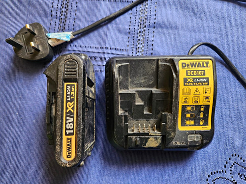 Dewalt dcb107 ion - dcb107, li-ion