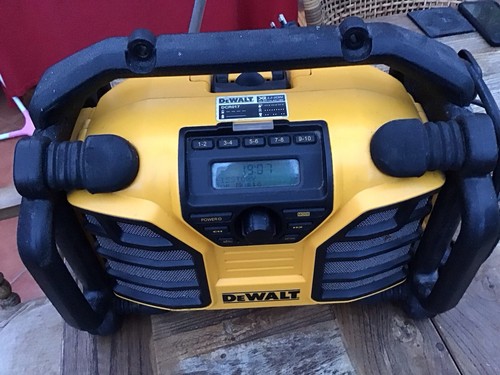 Dewalt dcr017 dab - dewalt, fm/dab